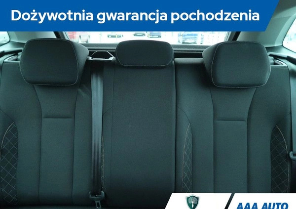 Skoda Scala cena 61000 przebieg: 129702, rok produkcji 2019 z Marki małe 92